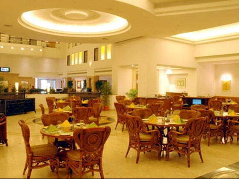 Greenpark Chennai Dış mekan fotoğraf The Grand Hotel