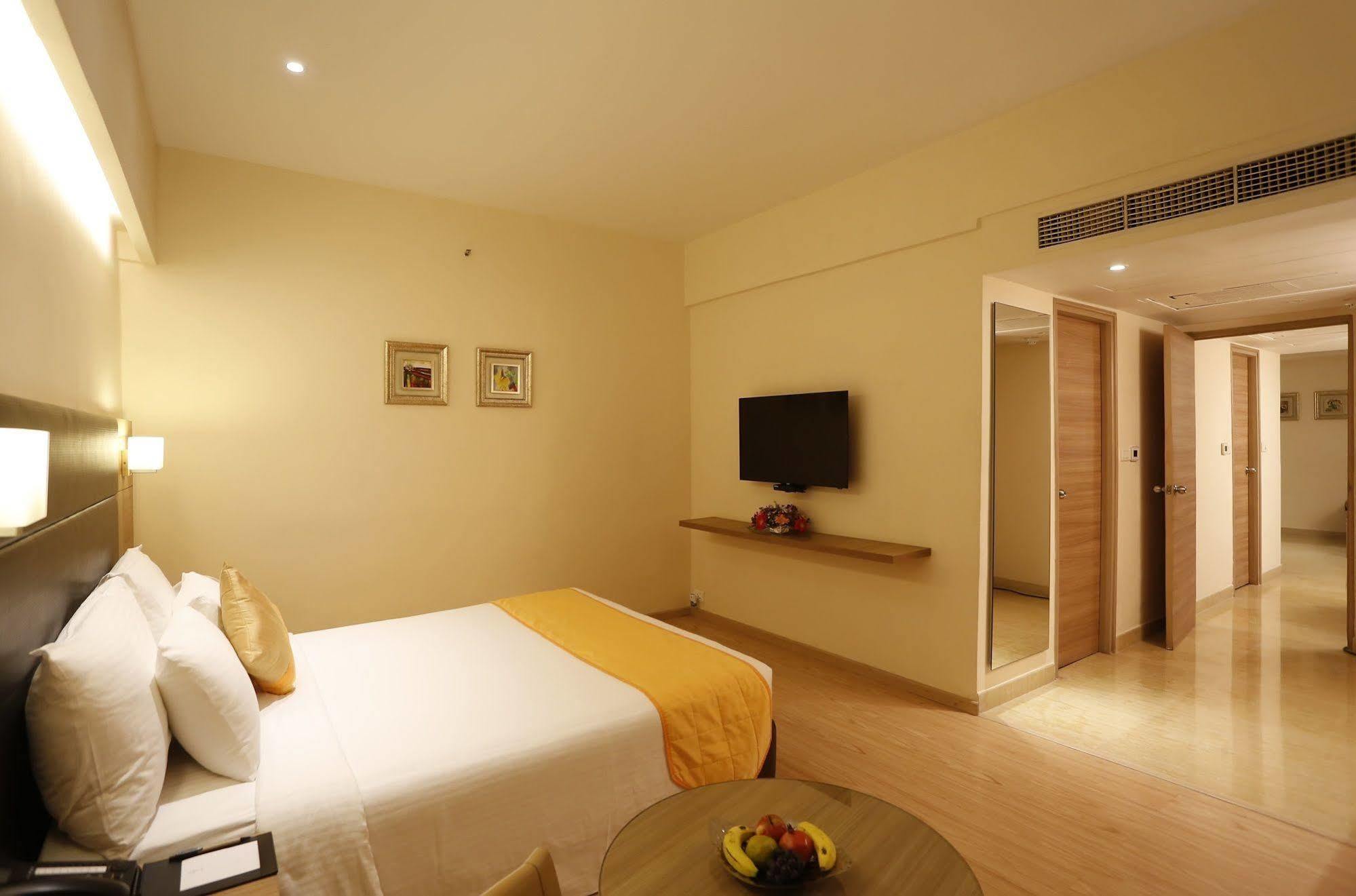 Greenpark Chennai Dış mekan fotoğraf A room at the hotel